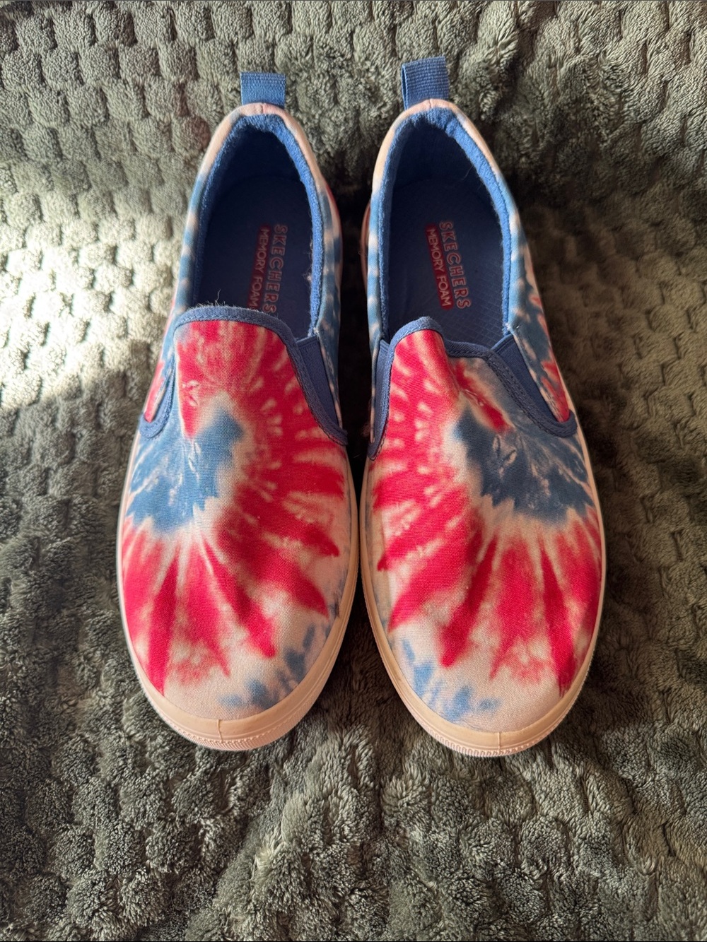 New without tags Red White and Blue Tie Dyed Sketchers Slip-ons Woman Size 9
